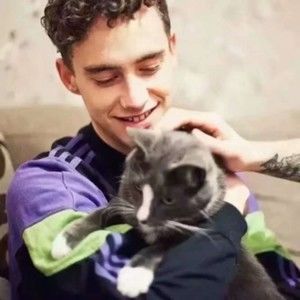 Meet your Posher, Yến phượng